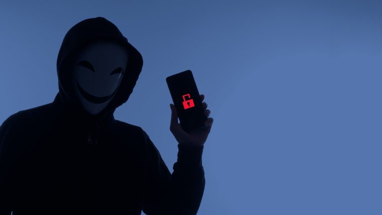 FBI Issues Warning on Crypto Scammers Posing as NFT Developers